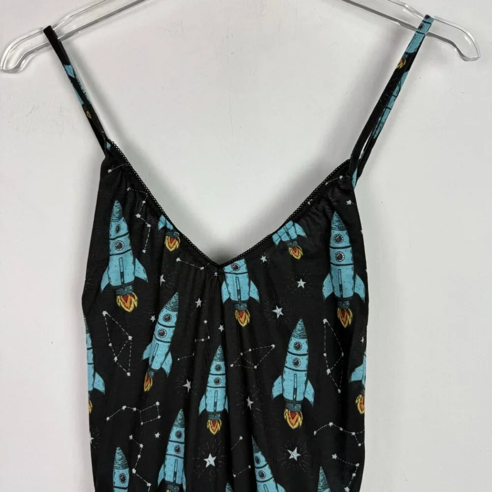 NWT Modcloth Breakfast for Dinner Easy Does It Sleep Romper Rockets Size Medium - Picture 3 of 12